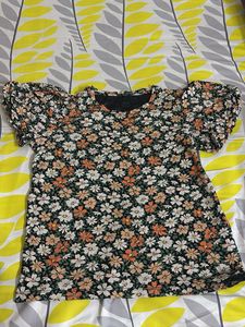 Floral Puff Sleeve Top