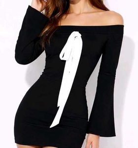Bow Bodycon Mini .
