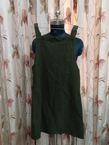 Green Gelaous dress