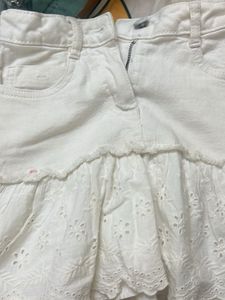 White cotton Skirt with cut work Lace