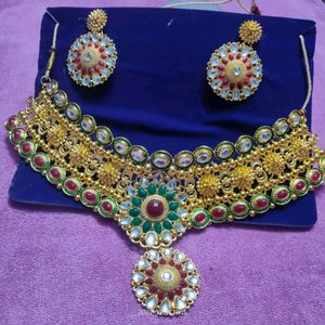 Beautiful Heavy Necklace Set With Earrings 😍