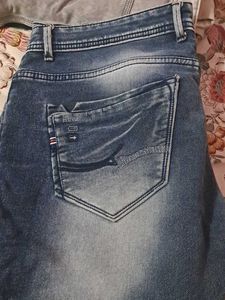 Stylish Blue Wash Denim Jeans Hardely use