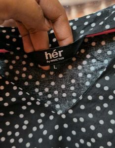 Combo - Chic Black &amp; White Polka Dot Top