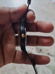 Classic Black &amp; Gold Wristwatch