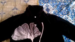 Black Ginkgo Leaf Print Long Sleeve Top
