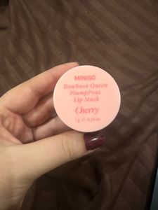 Miniso Bowknot Queen Cherry Lip Mask