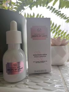 The Body Shop Drops of Light