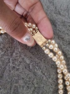 Elegant Multi-Strand Pearl Necklace