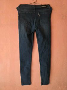 Dark Wash Skinny Jeans