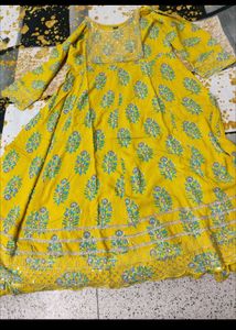 combo Beautiful Yellow Kurta and duppata pant bo