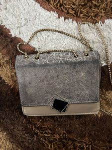 Stylish Textured Crossbody Bag