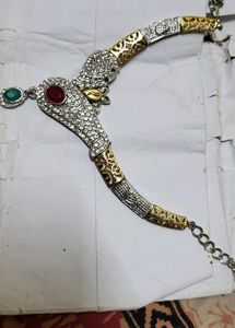 Servile And Gold Mix Nakeless