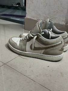 Air Jordan 1 Low SE
