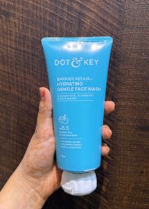 Dot & Key Hydrating Gentle Face Wash