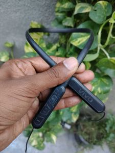 Wireless Neckband Earphones