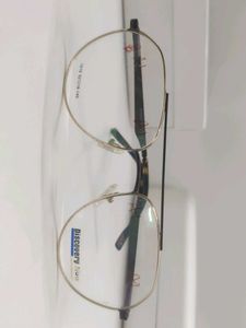 Stylish Gold Frame Aviator Glasses