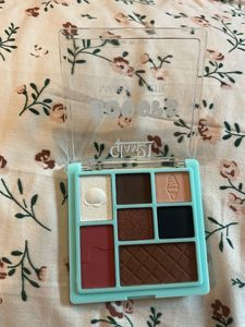 Glam21 Scoops Makeup Palette