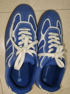 Blue & White Casual Sneakers