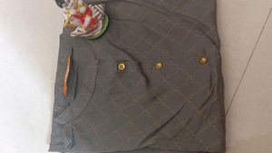 Gray Color Huida Straight Kurta, Half Sleeves