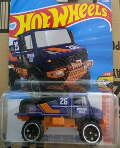 Hot Wheels Mercedes-Benz Unimog 1300L