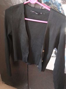 Black Cropped Cardigan