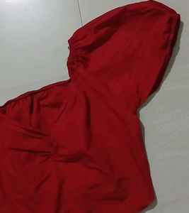 Chic Red Puff Sleeve Top
