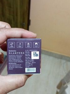 Paradyes  Root Tint Powder and  glamveda br