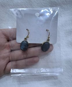 Oval Stone Drop Earrings