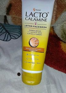Lacto Calamine Ubtan Facewash