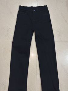 Savana Classic Black straight Leg jeans