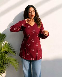 Maroon Printed V-Neck Kurta