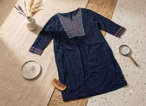 💙 Make a offer Indigo Embroidered Cotton Kurti 💙