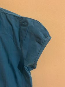 Blue Collared Short-Sleeve Top