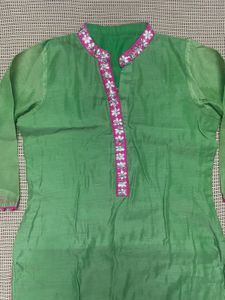 Green Embroidered Kurta