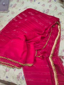 Royal Rani Pink Saree with Elegant Golden Beaded B