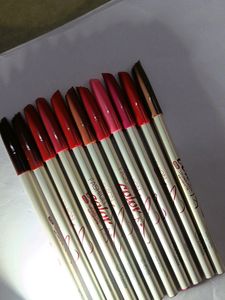 Multishade Lipliner
