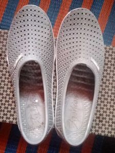 Comfortable Grey Sporty Shoes