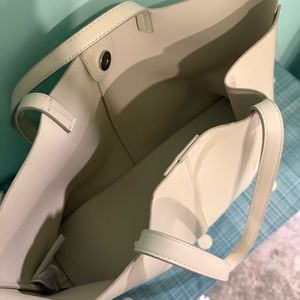 Chic Beige Tote Bag