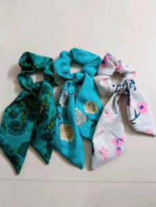 Floral Print Scrunchies with Bows (Set of 3)