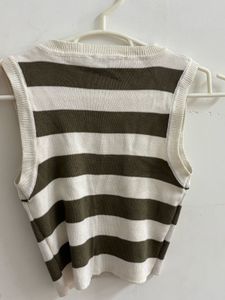 Striped Sleeveless Knit Top