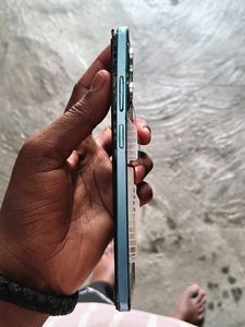 Broken Teal Smartphone Back - For Parts