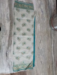 Elegant White Saree with Teal Border wit