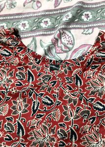 Red Floral Print Kurta Top