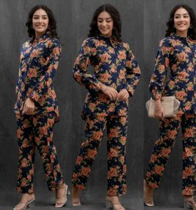 Stylish Floral Print Kurta Set