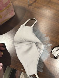Fashionable Tulle Trimmed Face Mask