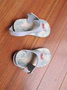 27) Babyoye Sandals