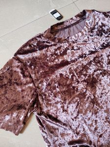 Lykkein Crushed Velvet T-shirt
