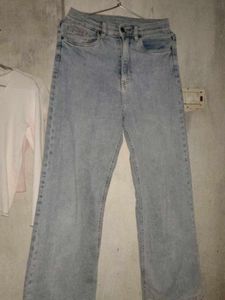 light blue jeans ,high waist