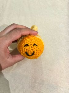 handmade chorchet bee