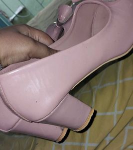Trendy Heel Stylish Women 👠